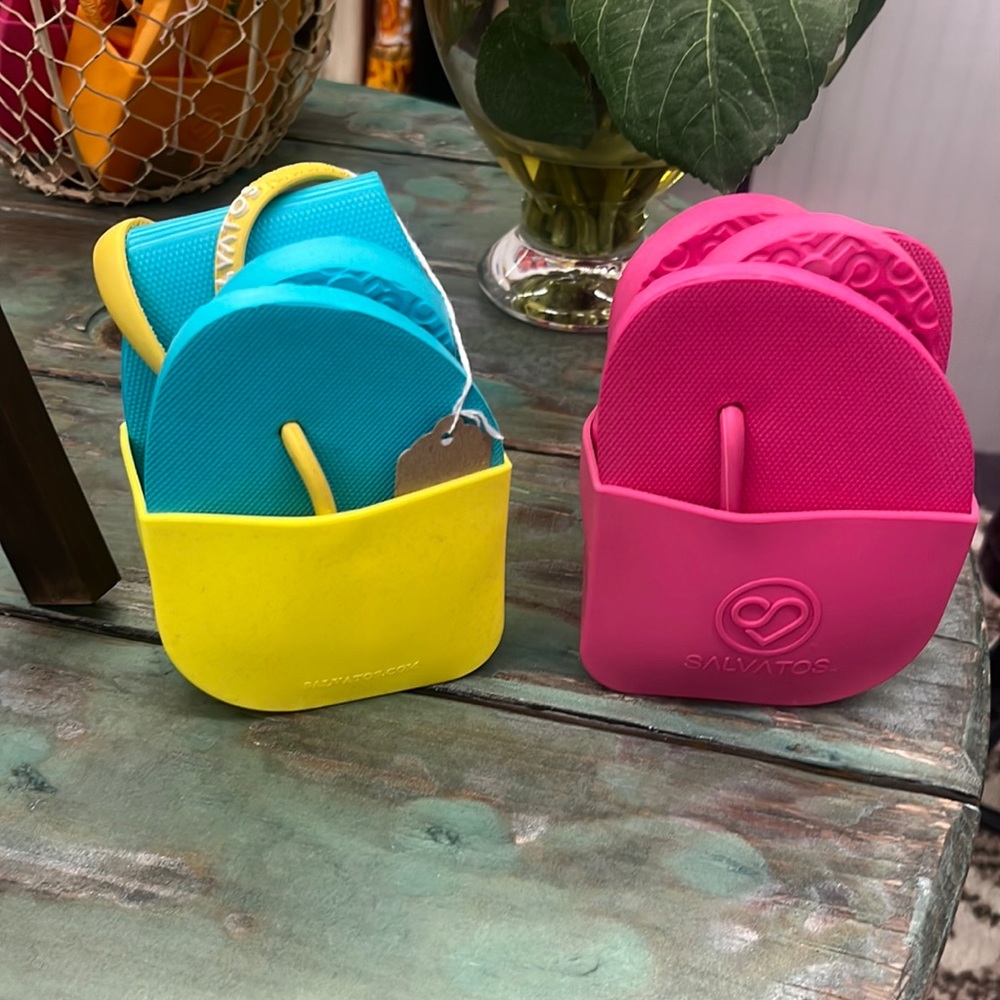 Salvatos  pedicure ready traveling sandle !